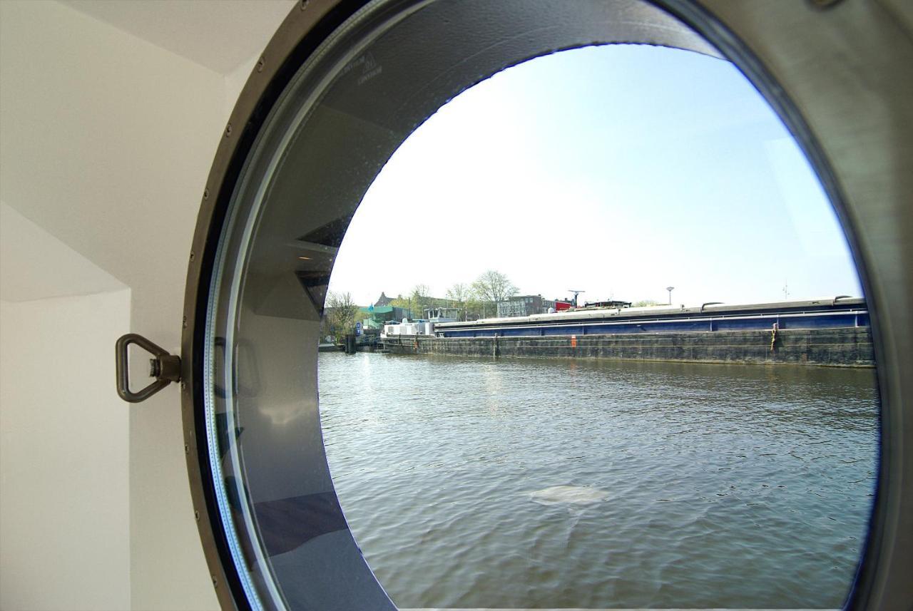 Eco Houseboat Hotel Amsterdam Eksteriør billede