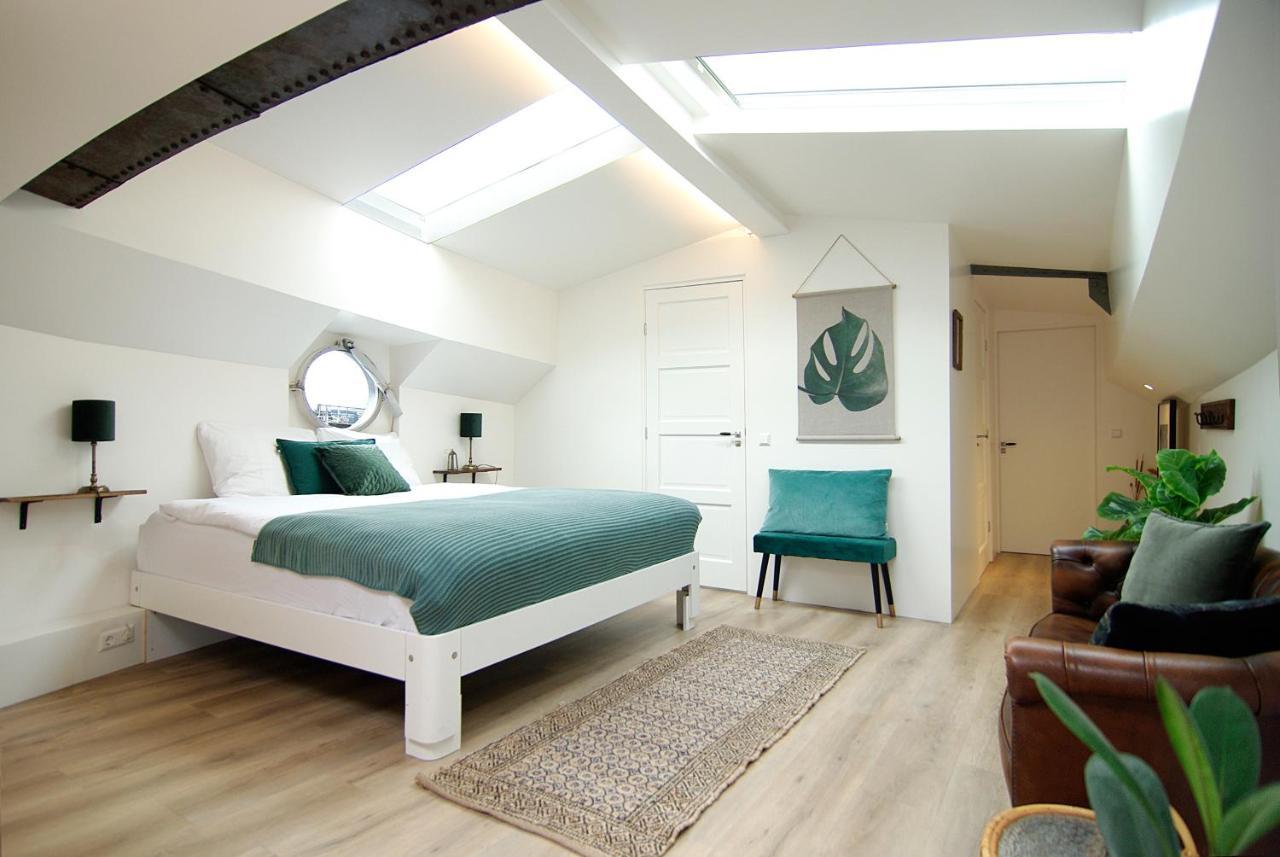 Eco Houseboat Hotel Amsterdam Eksteriør billede